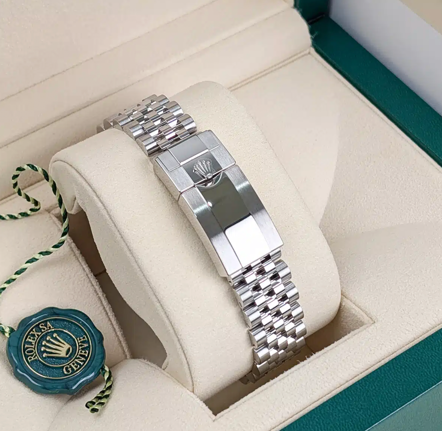 Rolex GMT-Master II Ref. 126710GRNR-0003
